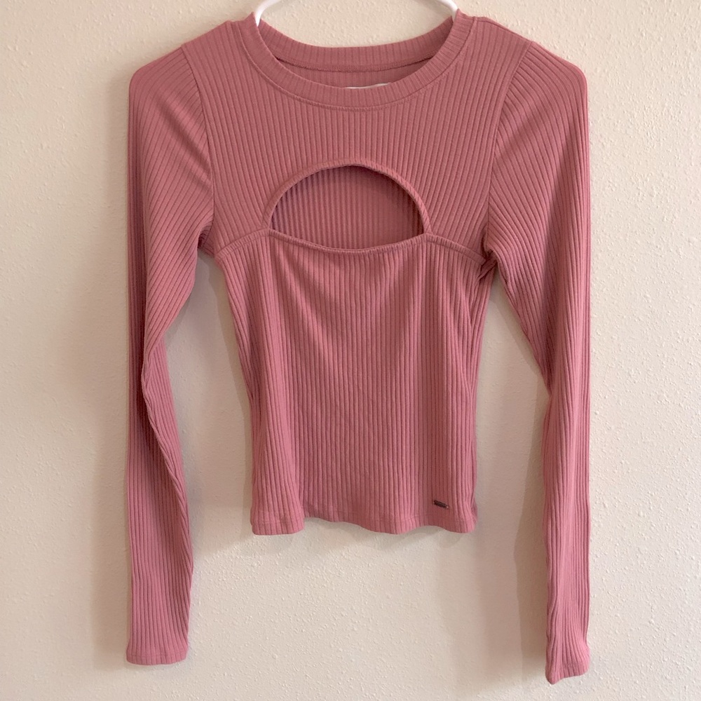 Hollister Cut Out Keyhole Crop Top